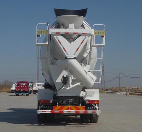 期太爾混凝土攪拌運(yùn)輸車(chē)