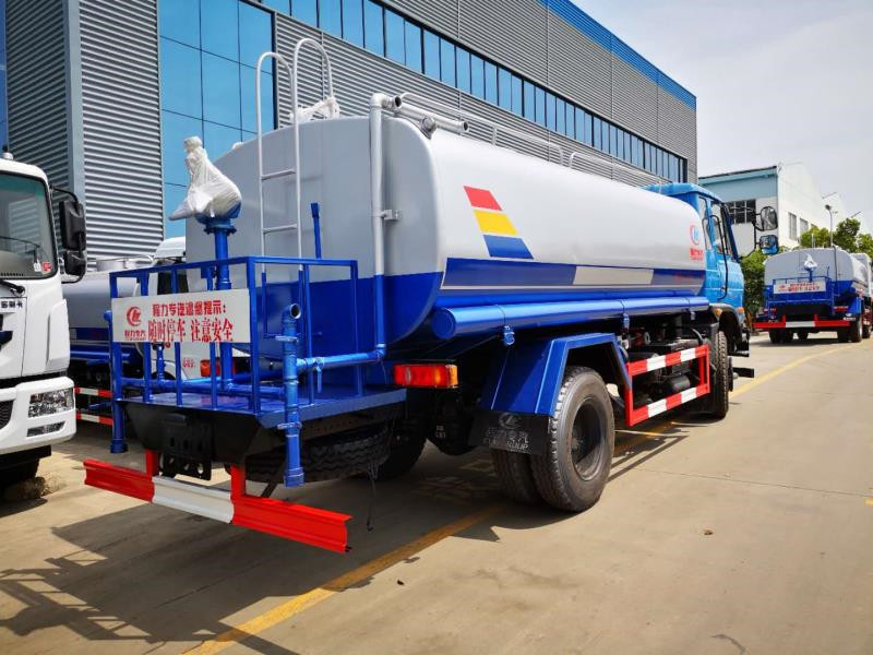 東風(fēng)145/153灑水車