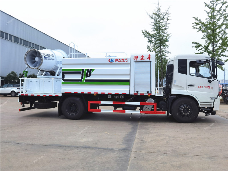 東風天錦噴霧灑水車