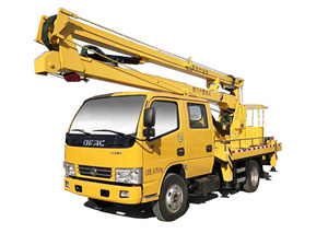 東風多利卡D6高空作業車