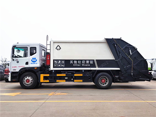 東風多利卡D9壓縮垃圾車_10方_12方壓縮垃圾車