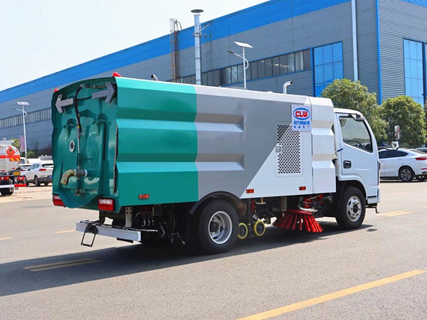 東風(fēng)多利卡5方洗掃車 東風(fēng)多利卡5方洗掃車