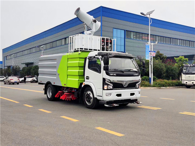 東風(fēng)福瑞卡8方掃路車