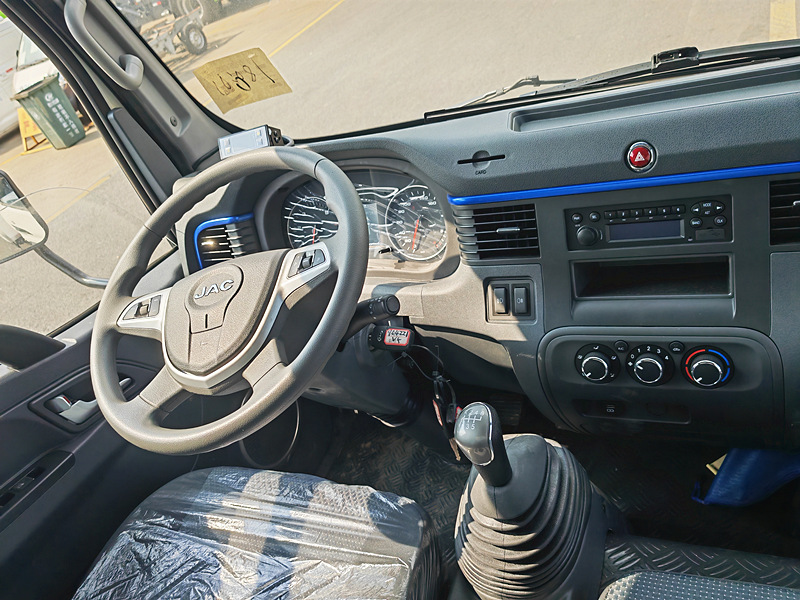 江淮駿鈴V6國(guó)六冷藏車