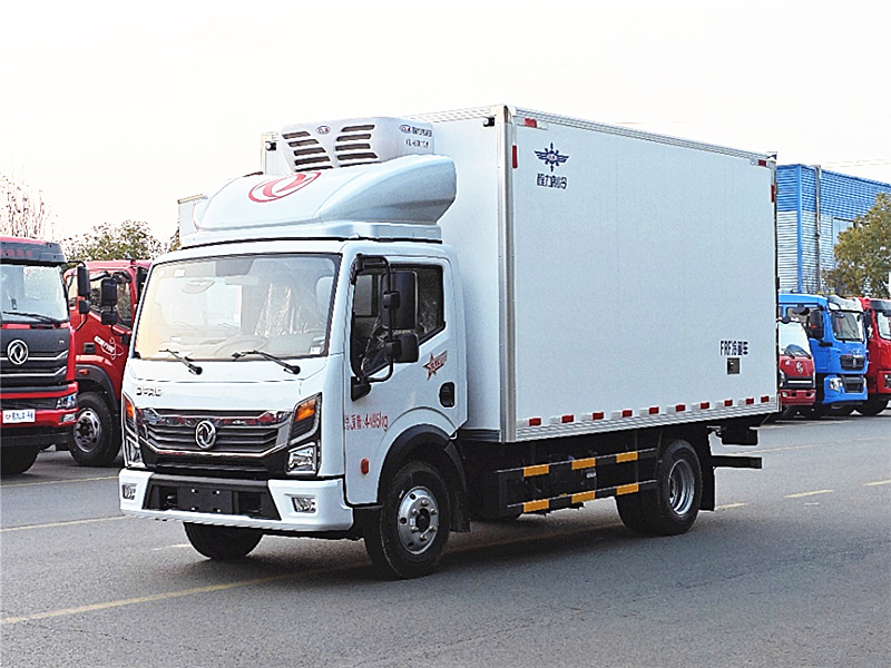 東風(fēng)多利卡冷藏車(chē)