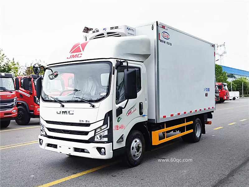 江鈴新凱運寬體冷藏車