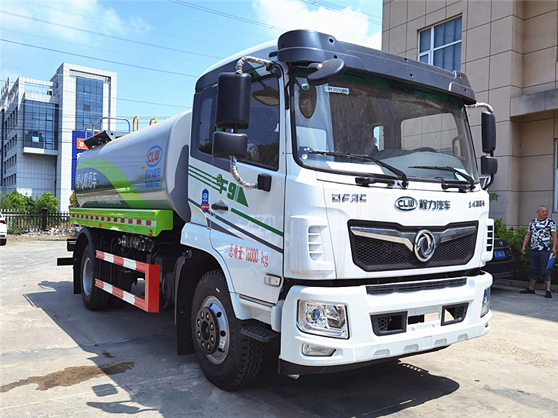 東風福瑞卡F9霧炮車